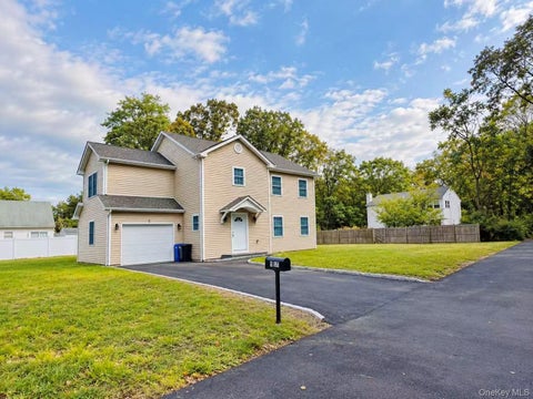 Homes For Rent - 5 Saint James<br/> Suffolk County, Centereach, NY 11720