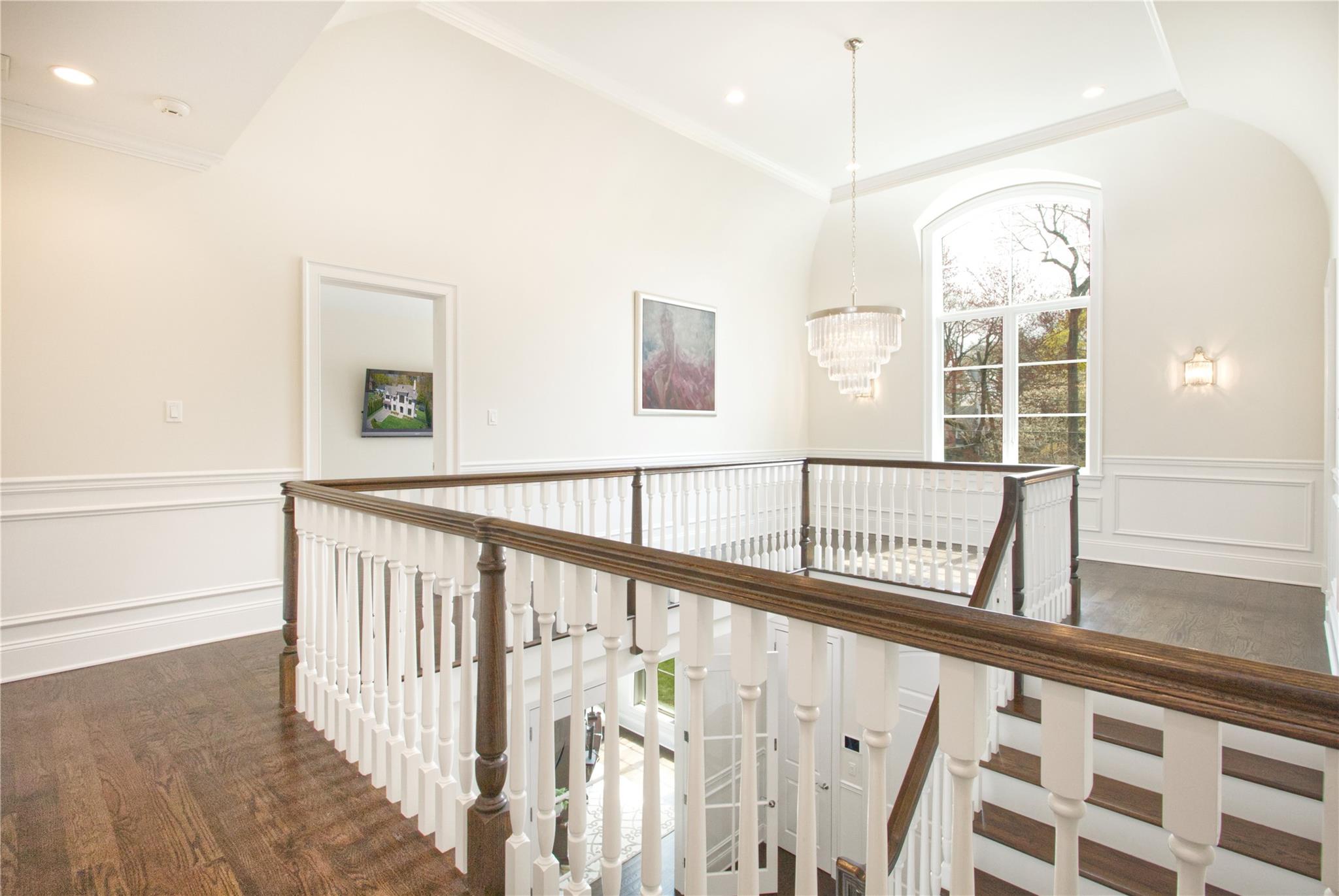 23 Glen Eagles Drive, Larchmont, New York image 11