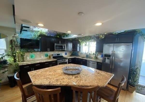 Long Beach, New York 11561, United States, 3 Bedrooms Bedrooms, ,2 BathroomsBathrooms,Residential,Active,93637