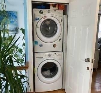 Long Beach, New York 11561, United States, 3 Bedrooms Bedrooms, ,2 BathroomsBathrooms,Residential,Active,93637