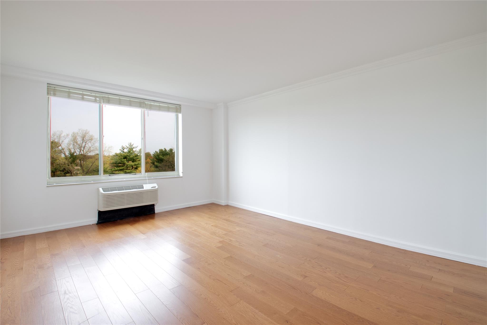100 Hilton Avenue #710E, Garden City, New York image 18
