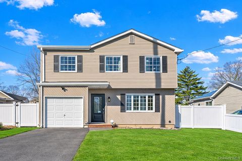 Homes For Sale - 214 Woodycrest Drive<br/> Holtsville, NY 11742