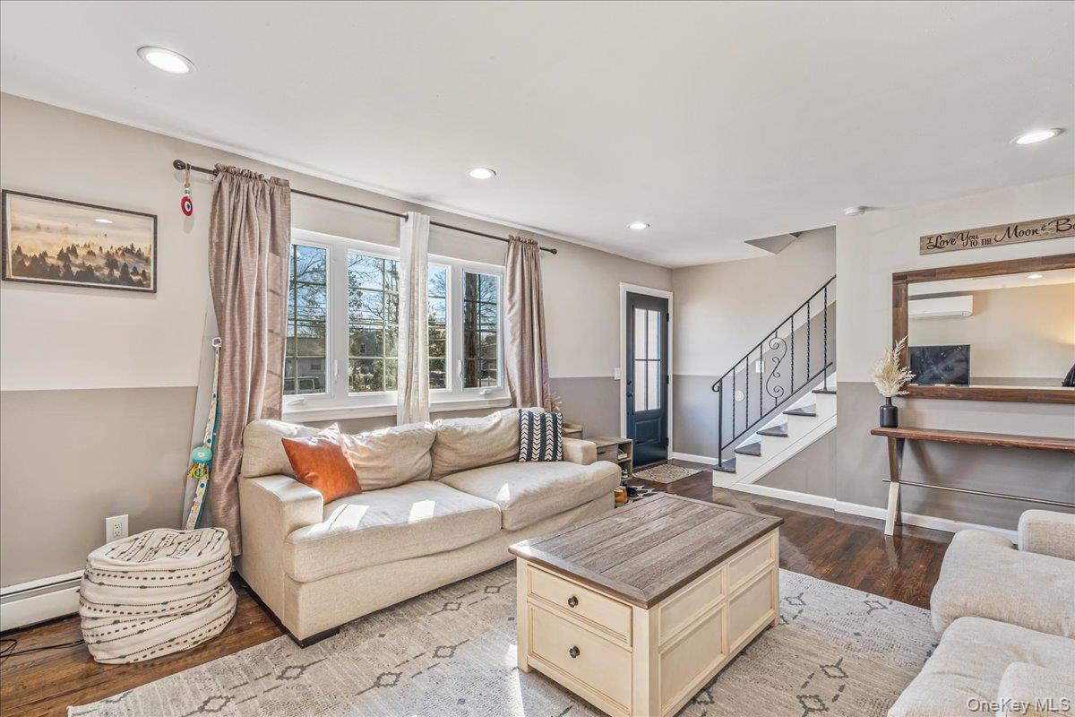 214 Woodycrest Drive