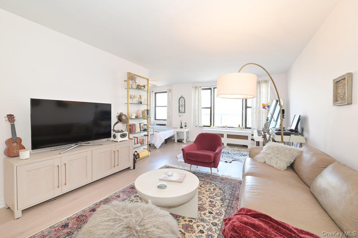 6 Birchwood Court 3A