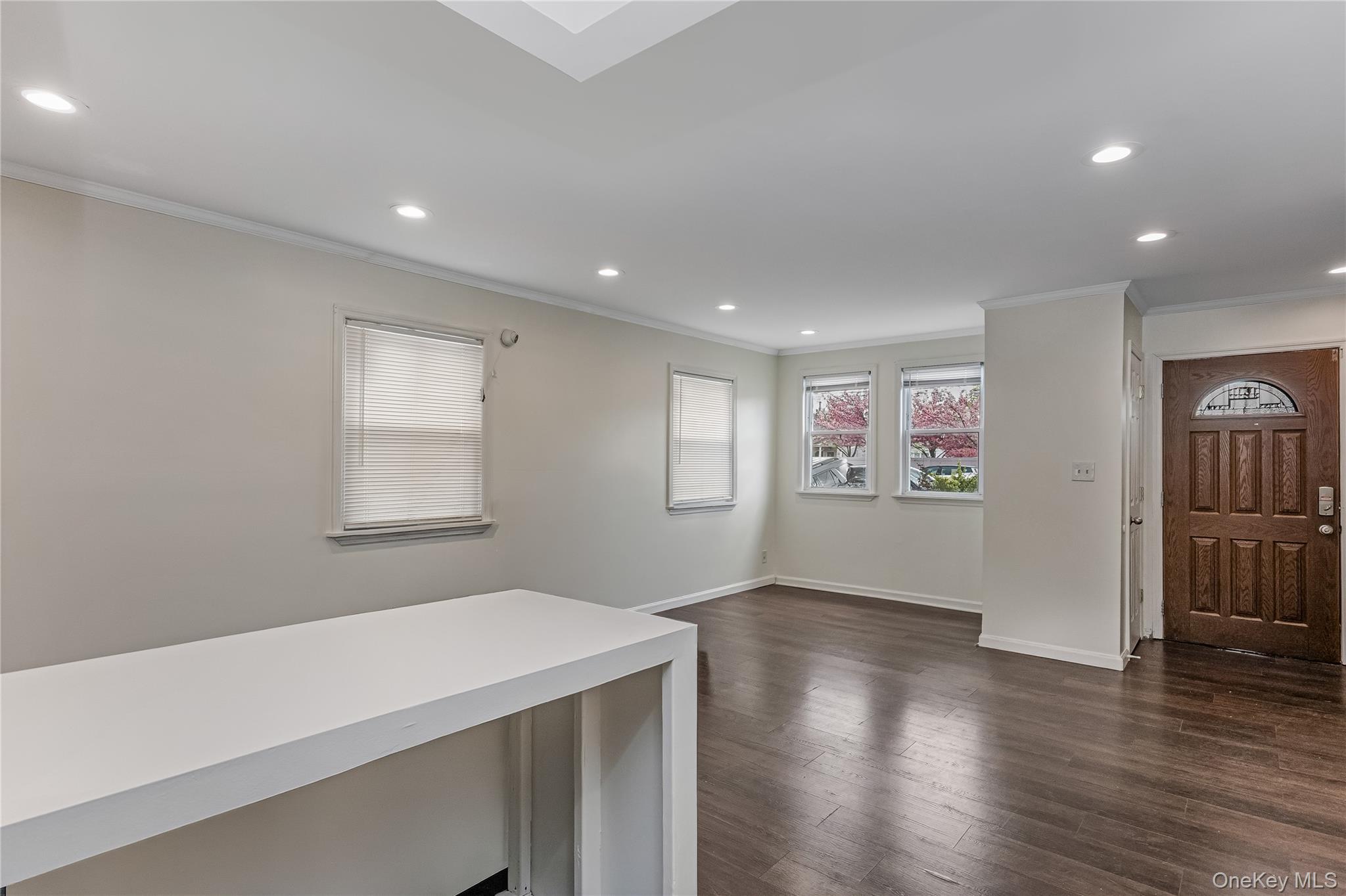 14670 Farmers Boulevard