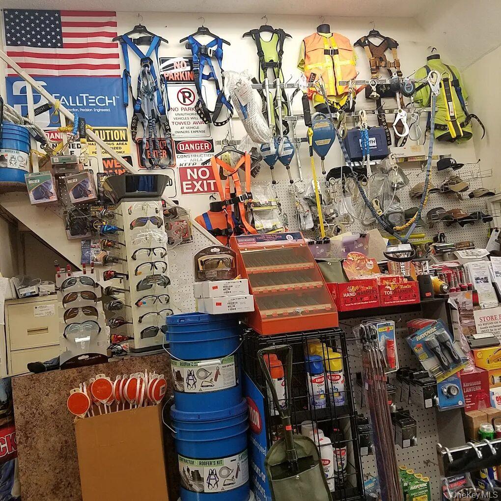 2635 Atlantic Avenue