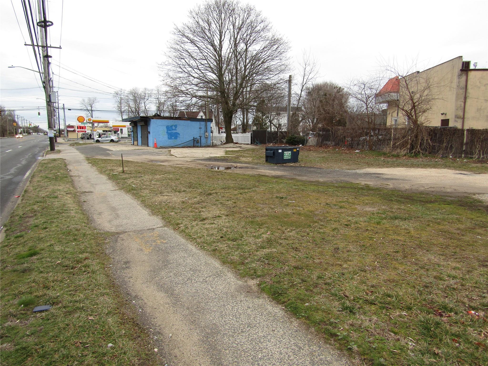 1258 Straight Path, West Babylon, New York image 2