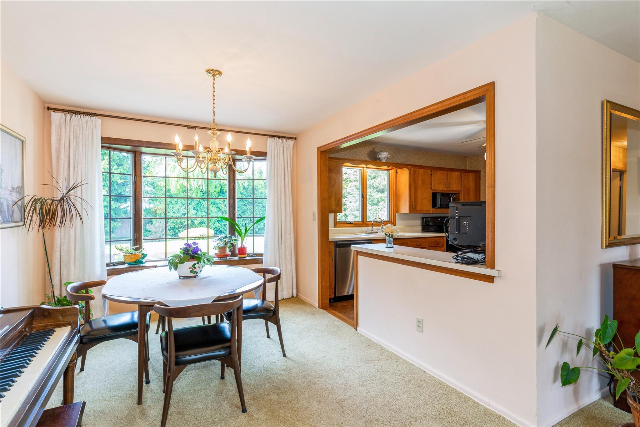 30 Barbara Avenue, Port Jefferson Station, New York image 13