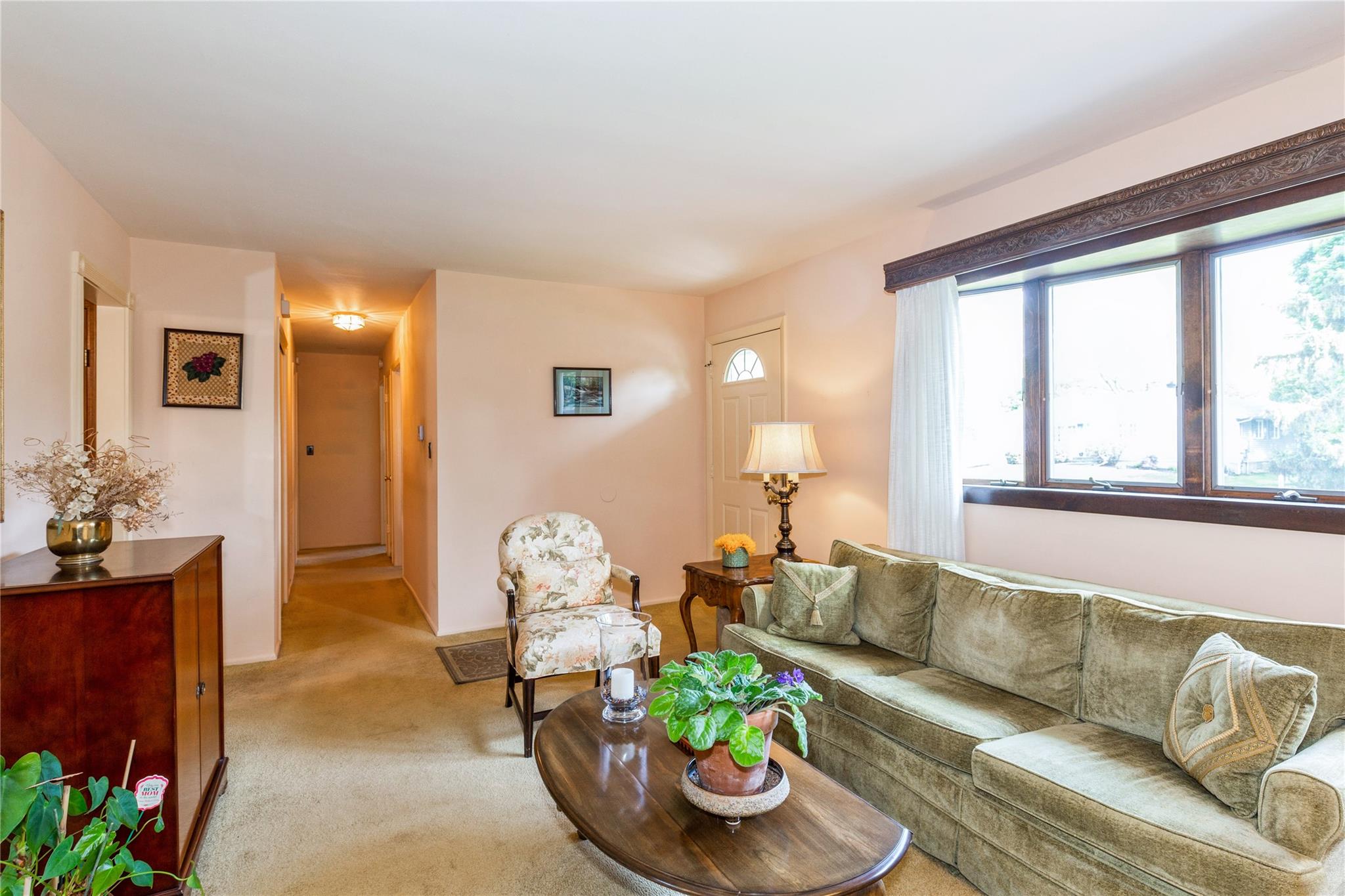 30 Barbara Avenue, Port Jefferson Station, New York image 11
