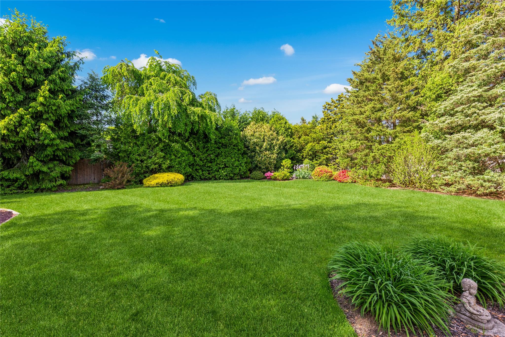 30 Barbara Avenue, Port Jefferson Station, New York image 40