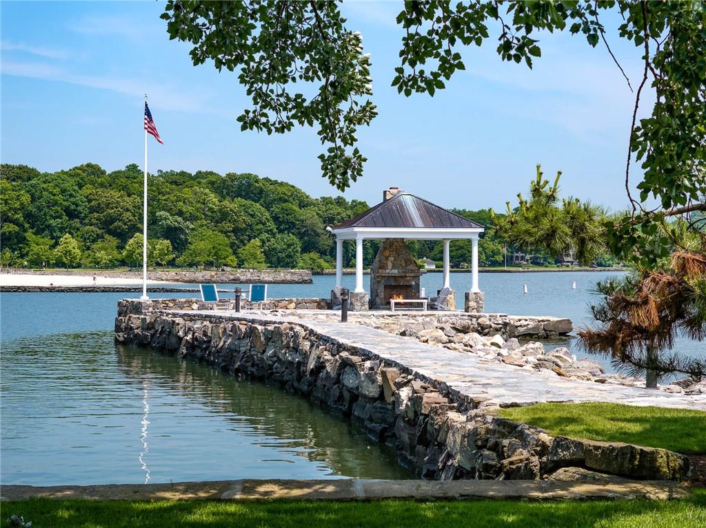 Rich, Greenwich, Connecticut image 4