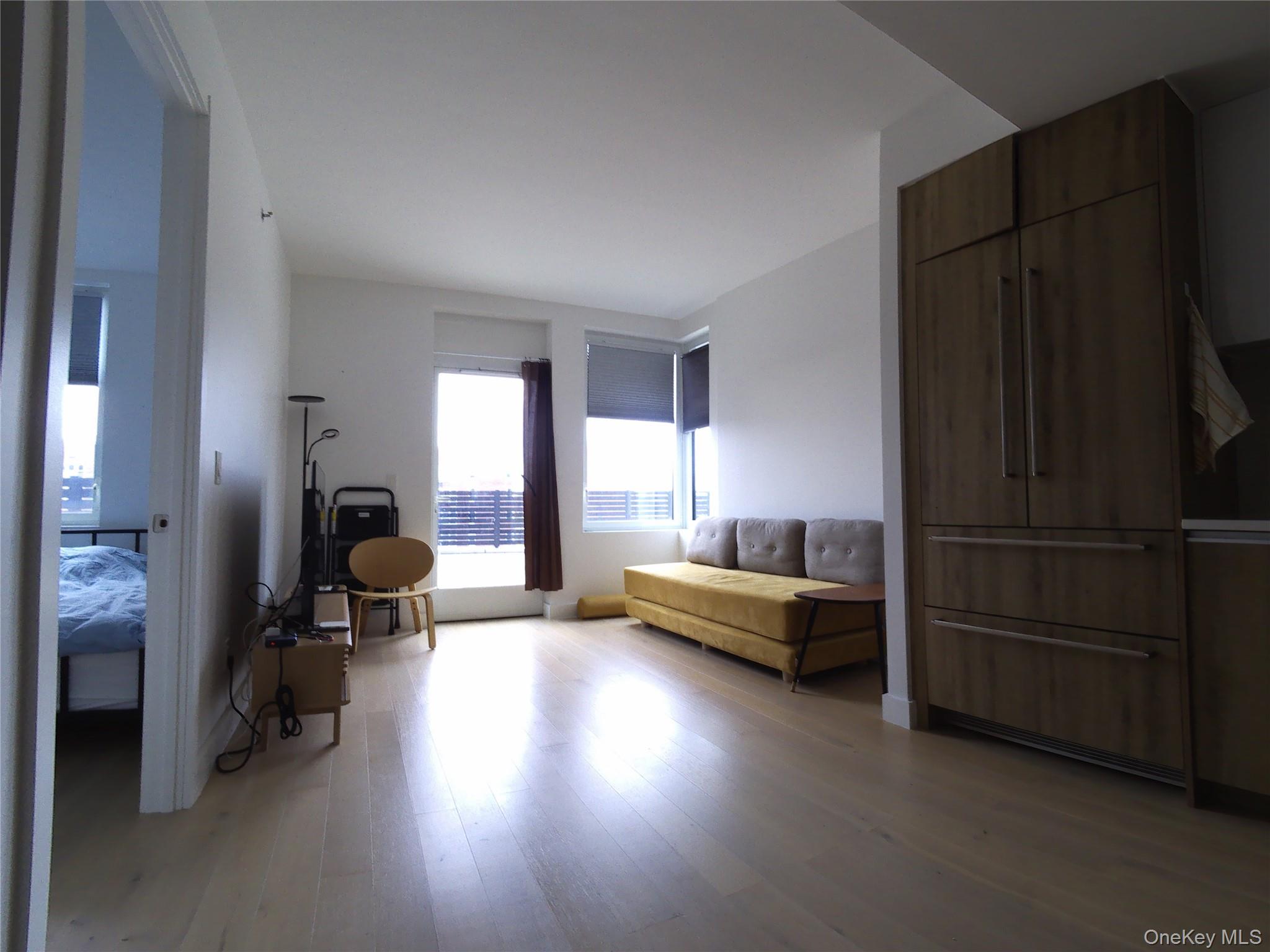 136-18 Maple Avenue 5E