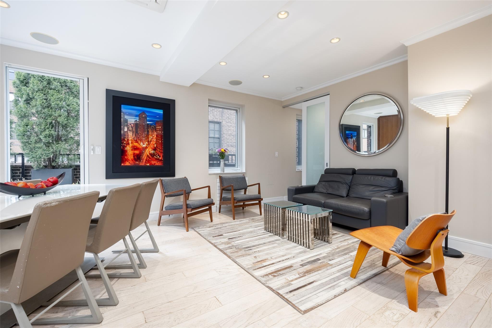 314 E 41st Street PH2B