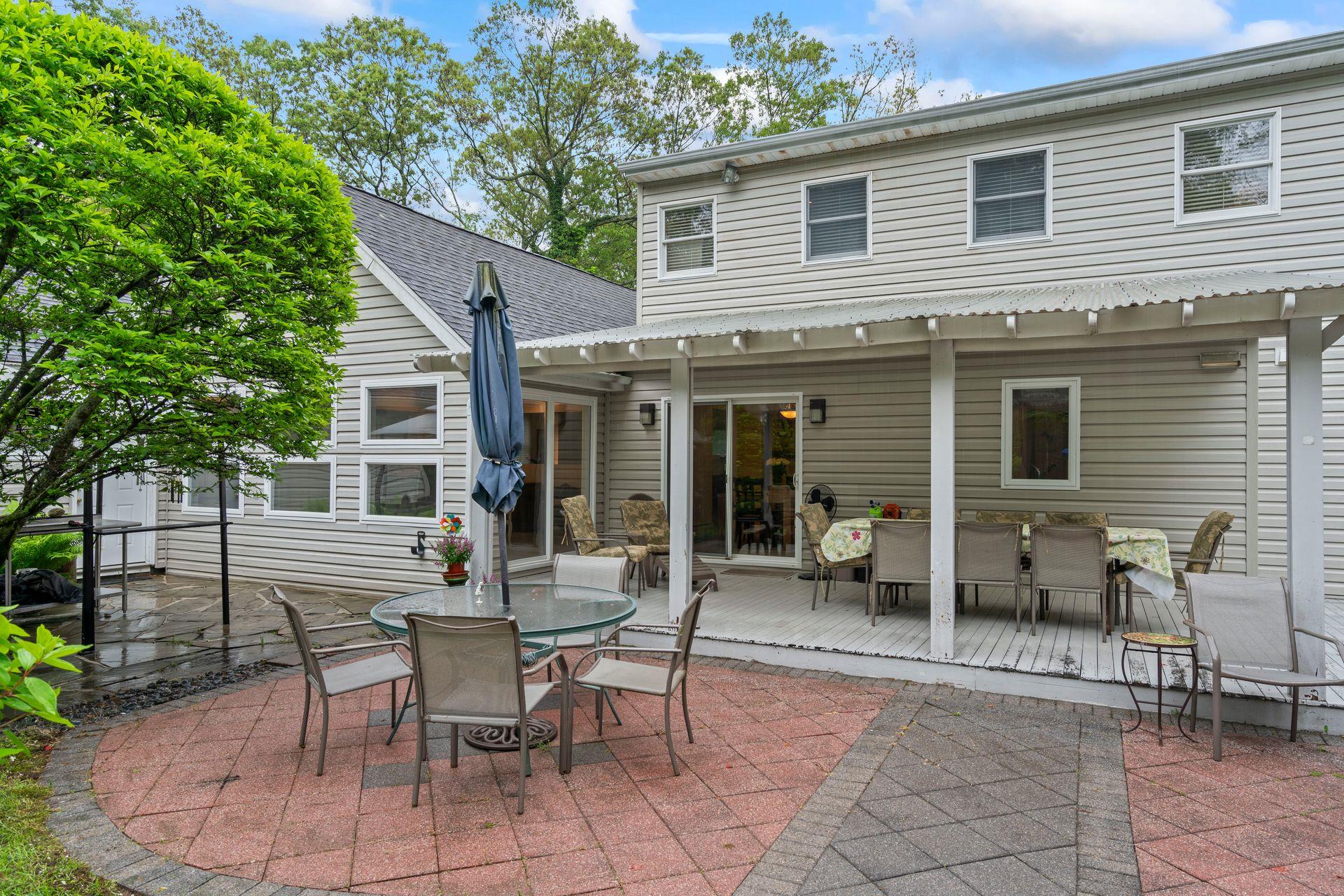 30 Darby Drive, South Huntington, New York image 36