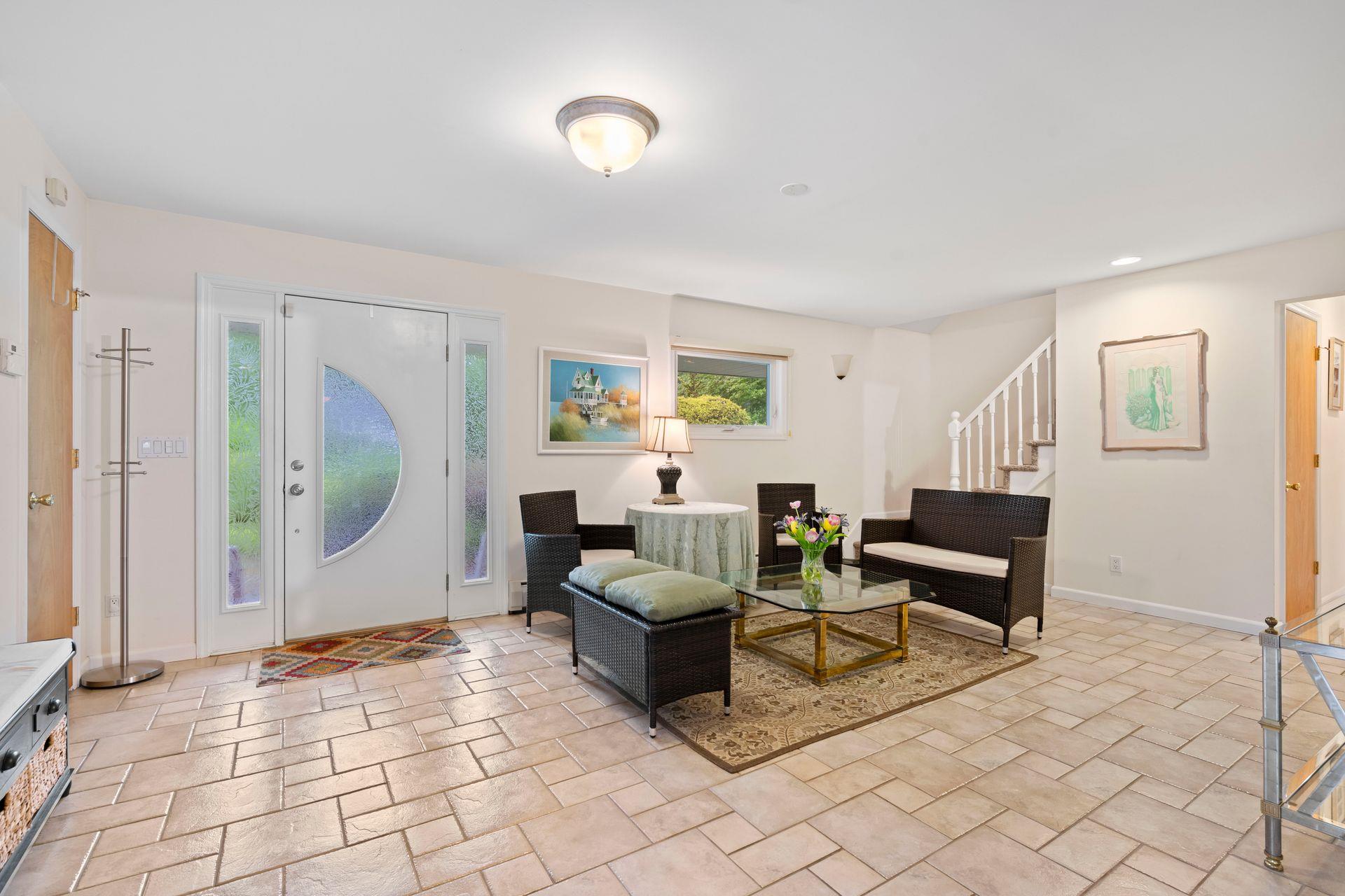 30 Darby Drive, South Huntington, New York image 3