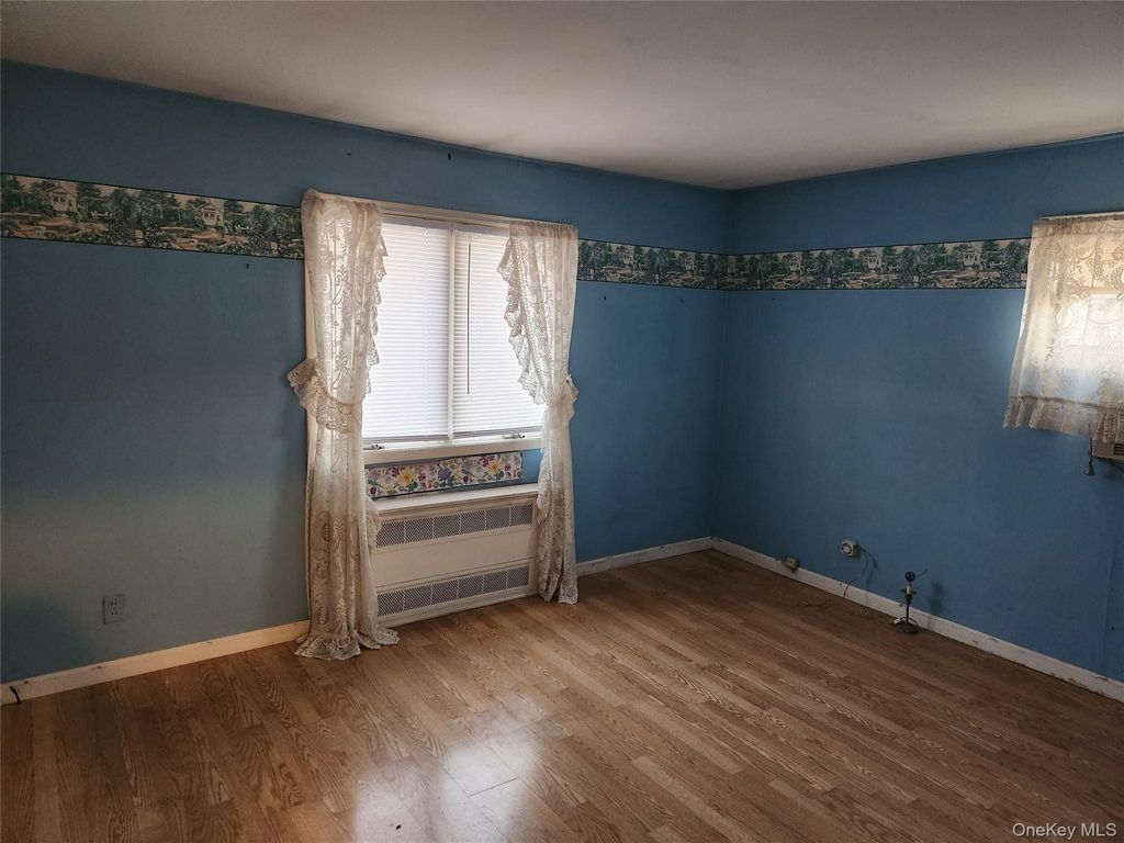 Photo of 77 Nims Avenue, West Babylon, NY 11704 (MLS # 977199)