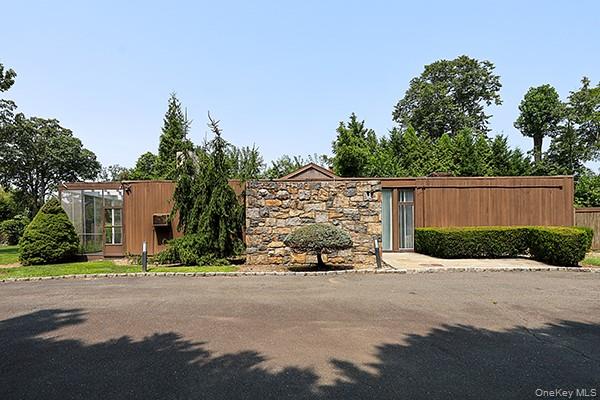 145 Arrandale Avenue