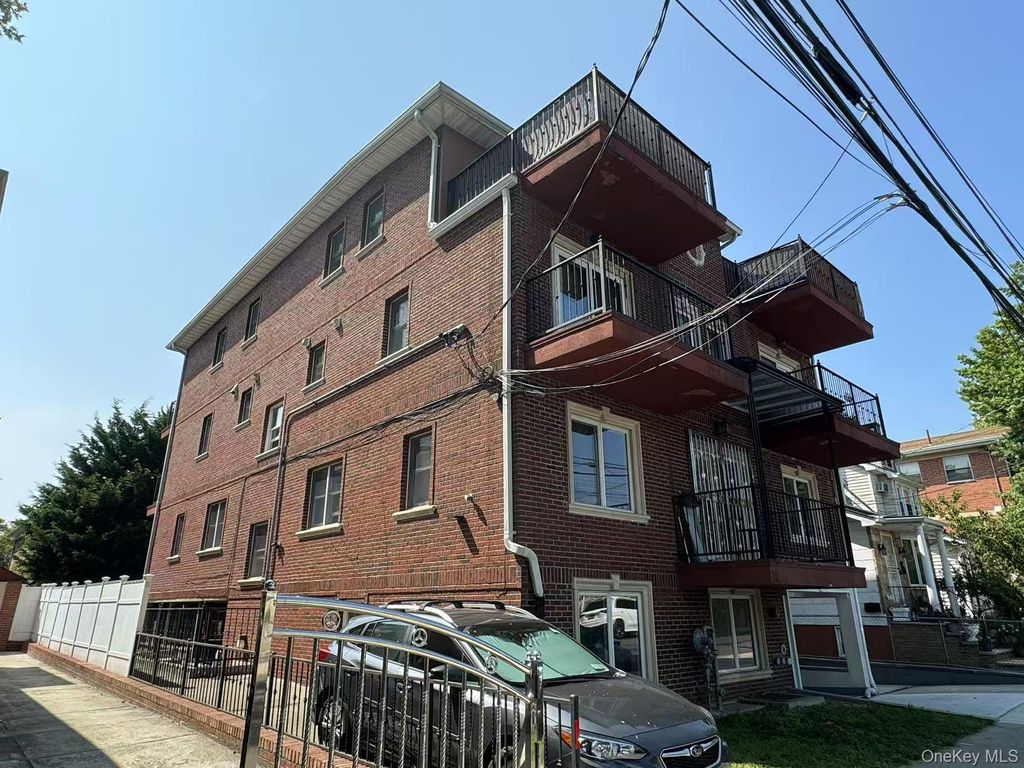 Photo of 4038 194th Street #3B, Flushing, NY 11358 (MLS # 960783)