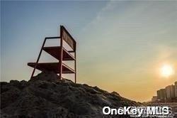 Long Beach, New York 11561, United States, 4 Bedrooms Bedrooms, ,3 BathroomsBathrooms,Residential,Active,167415