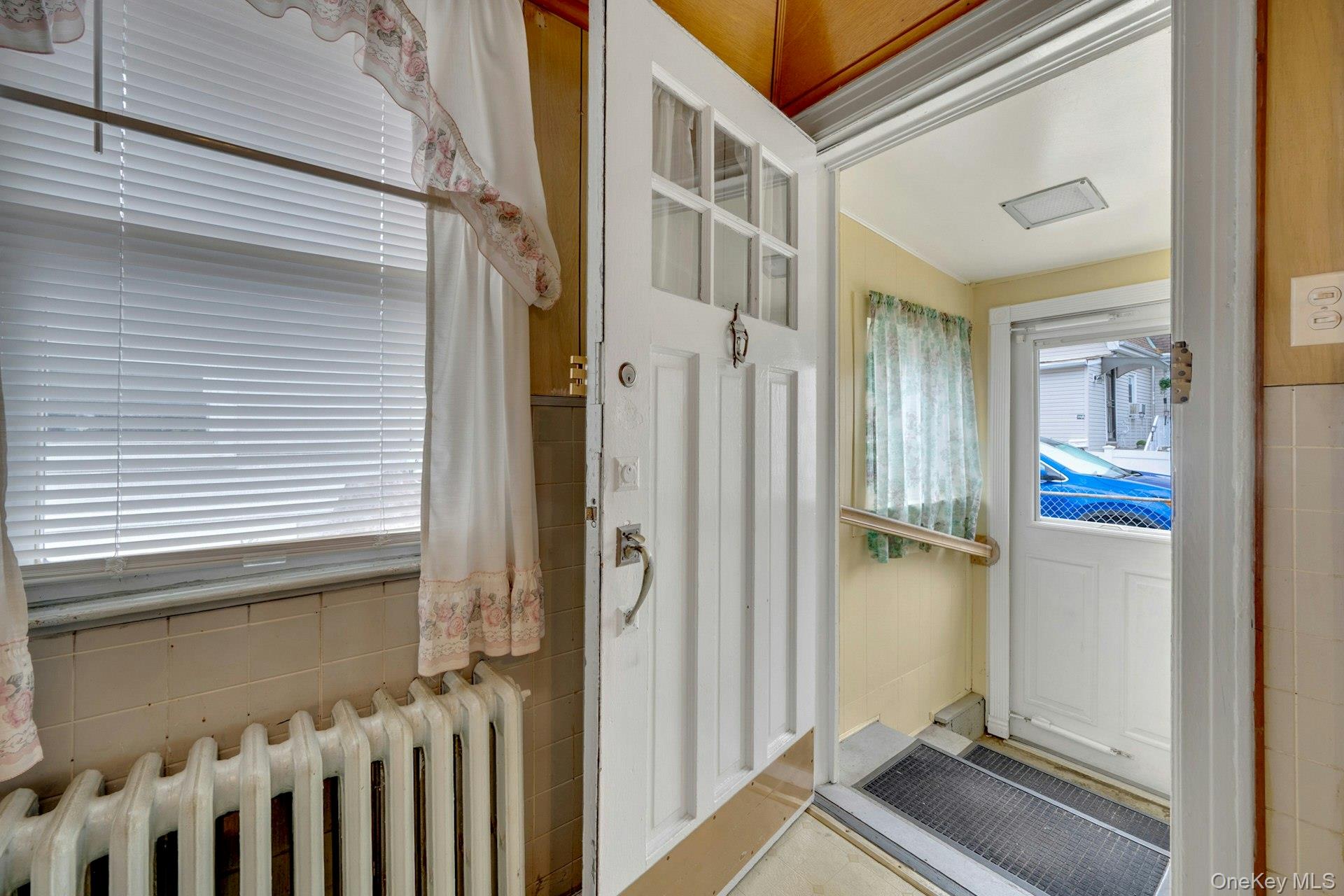 31 Edgewater Park A