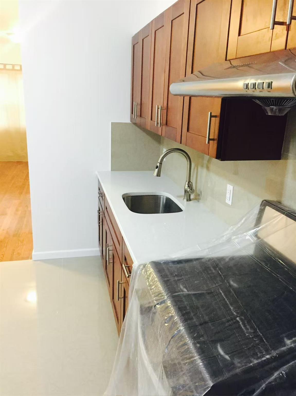 57-26 57 Drive, Maspeth, New York image 7