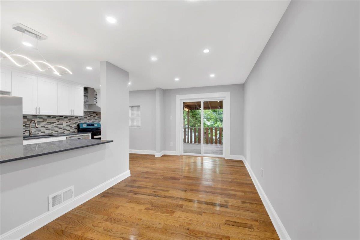 528 Bolton Avenue, Bronx, New York image 7