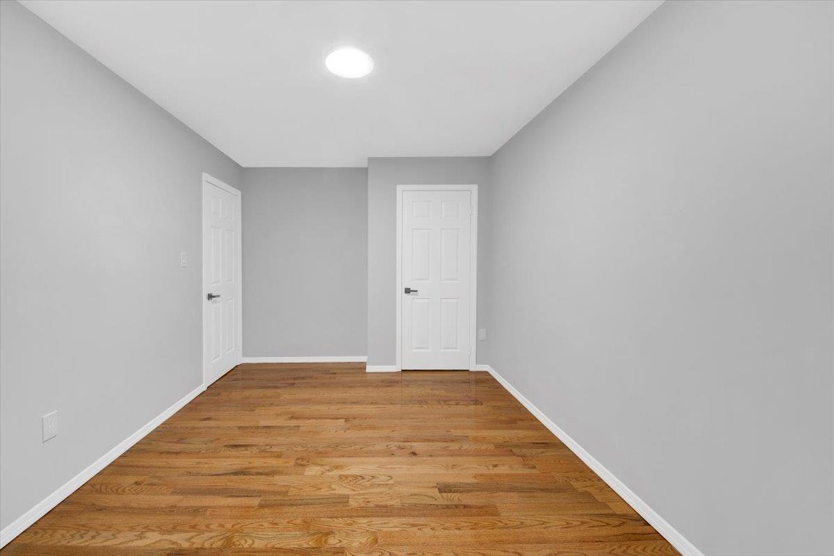 528 Bolton Avenue, Bronx, New York image 18