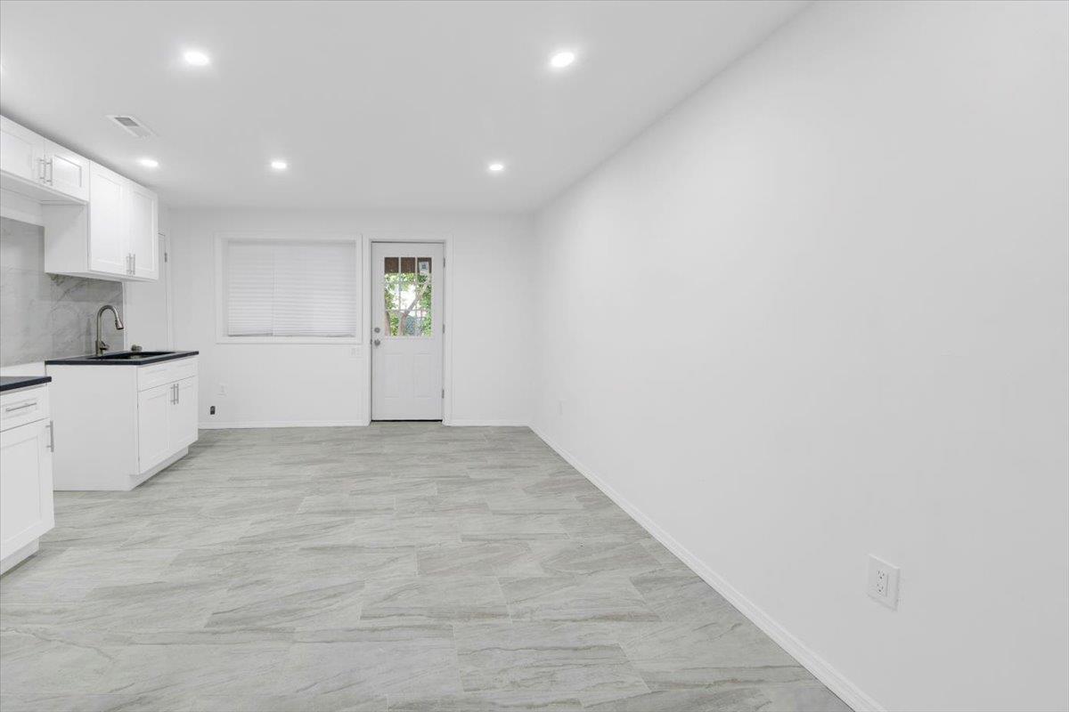 528 Bolton Avenue, Bronx, New York image 22