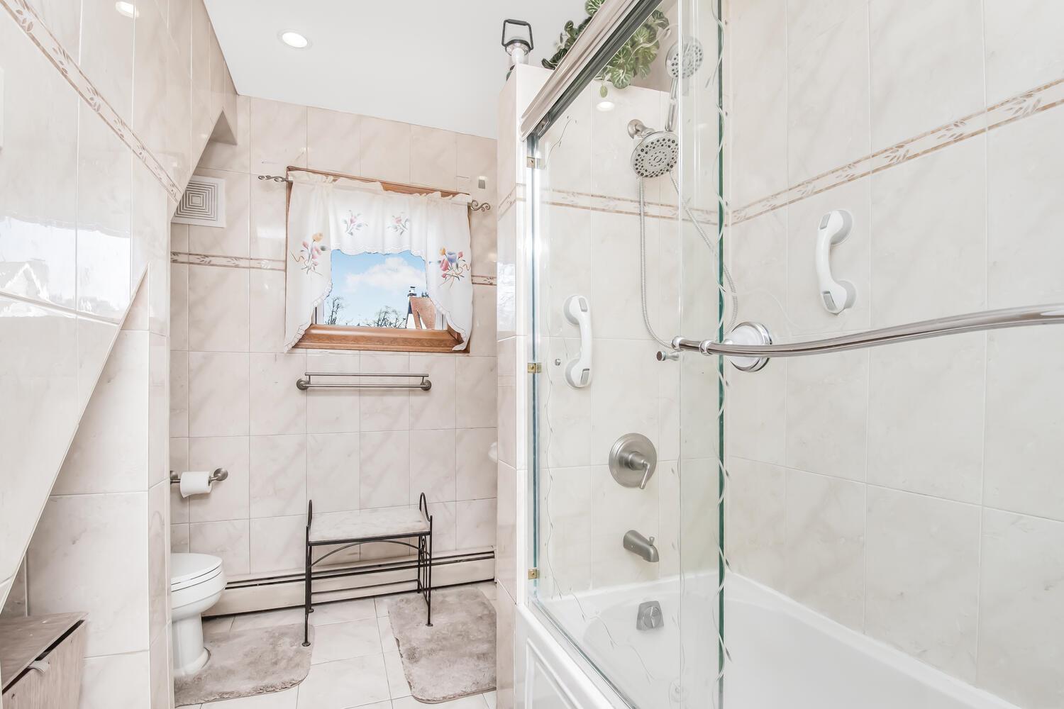 450 Bedford Avenue, Mount Vernon, New York image 10