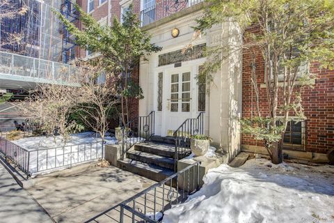 Photo of 35-55 76th Street #51, Jackson Heights, NY 11372 (MLS # 961593)