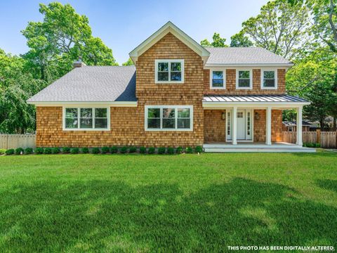 Homes For Sale - 2 Heather Drive<br/> Suffolk County, Remsenburg, NY 11960