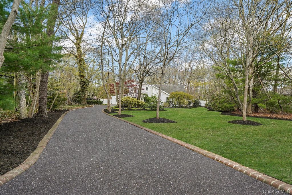 Photo of 61 Park Avenue, Blue Point, NY 11715 (MLS # 974443)