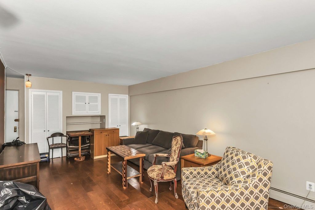 Photo of 596 Broadway #17A, Lynbrook, NY 11563 (MLS # 987445)