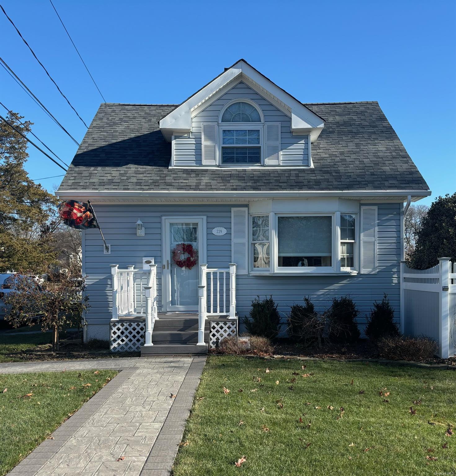 229 Johnson Avenue, Sayville, New York image 2