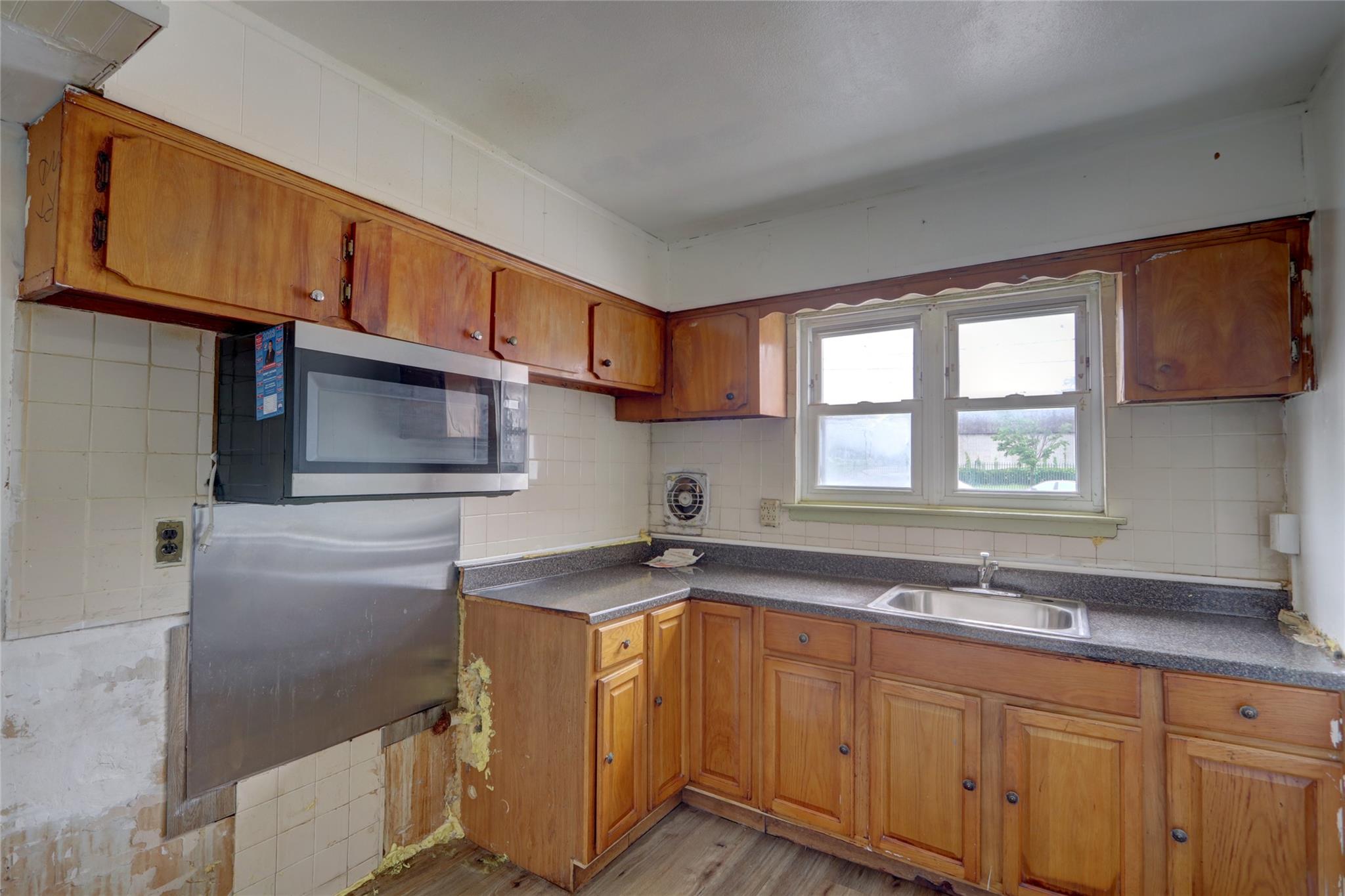 122-52 Springfield Boulevard, Springfield Gardens, New York image 4