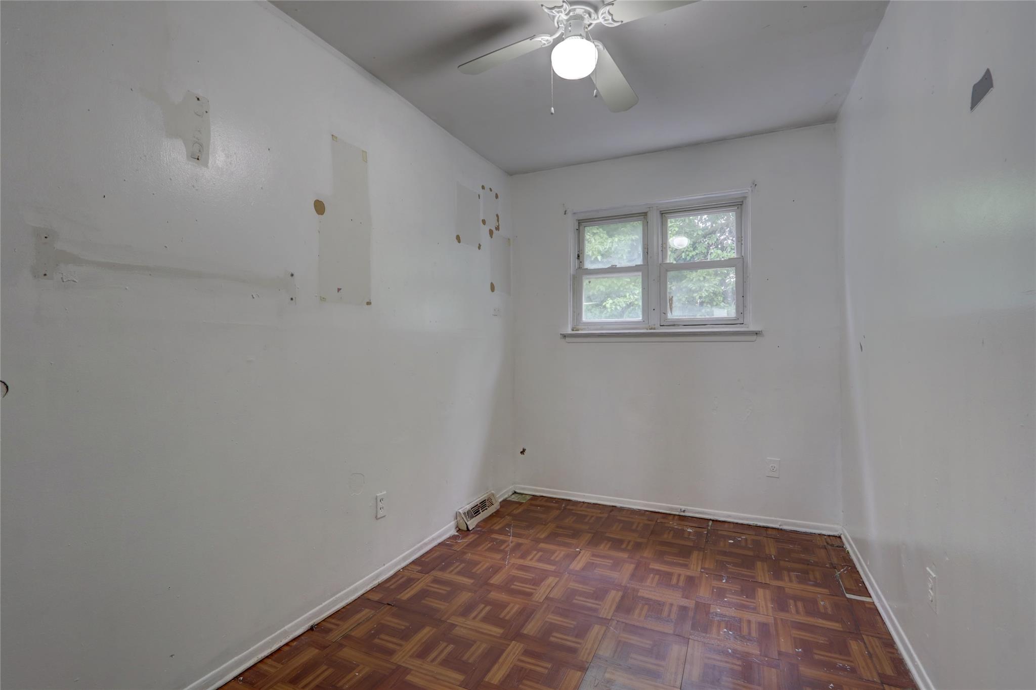 122-52 Springfield Boulevard, Springfield Gardens, New York image 14