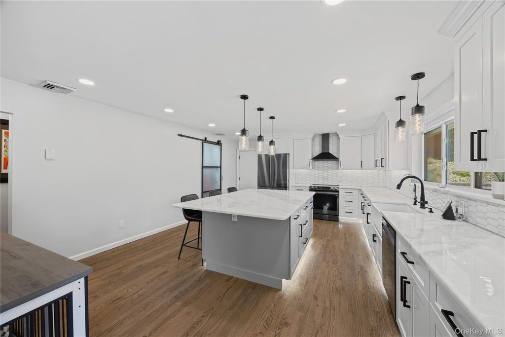 Photo of 69 Silver Spring Road, New Windsor, NY 12553 (MLS # 1003569)