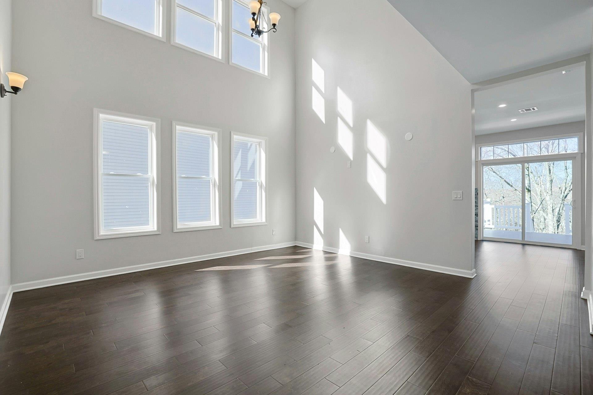 118 Benefield Boulevard, Peekskill, New York image 4