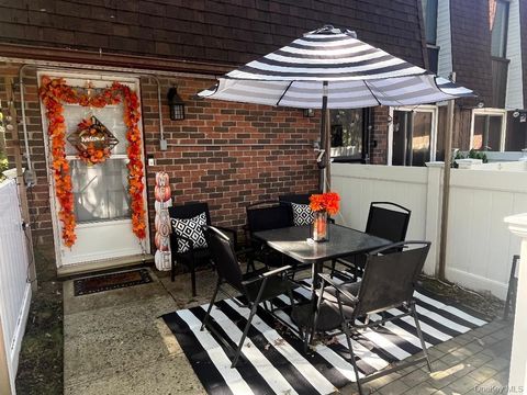 Photo of 129 Golf Lane, Medford, NY 11763 (MLS # 920126)