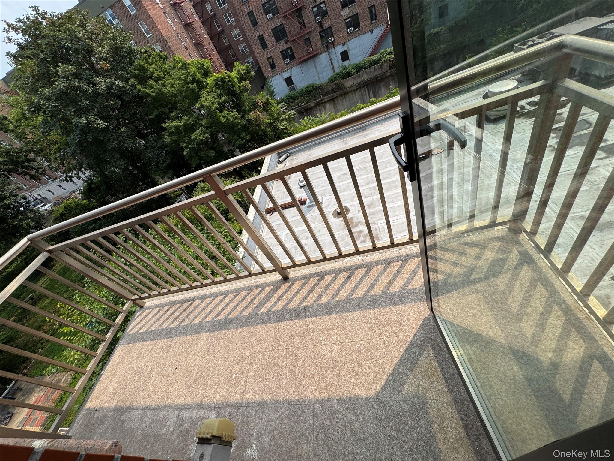 144-56 Roosevelt Avenue 4B