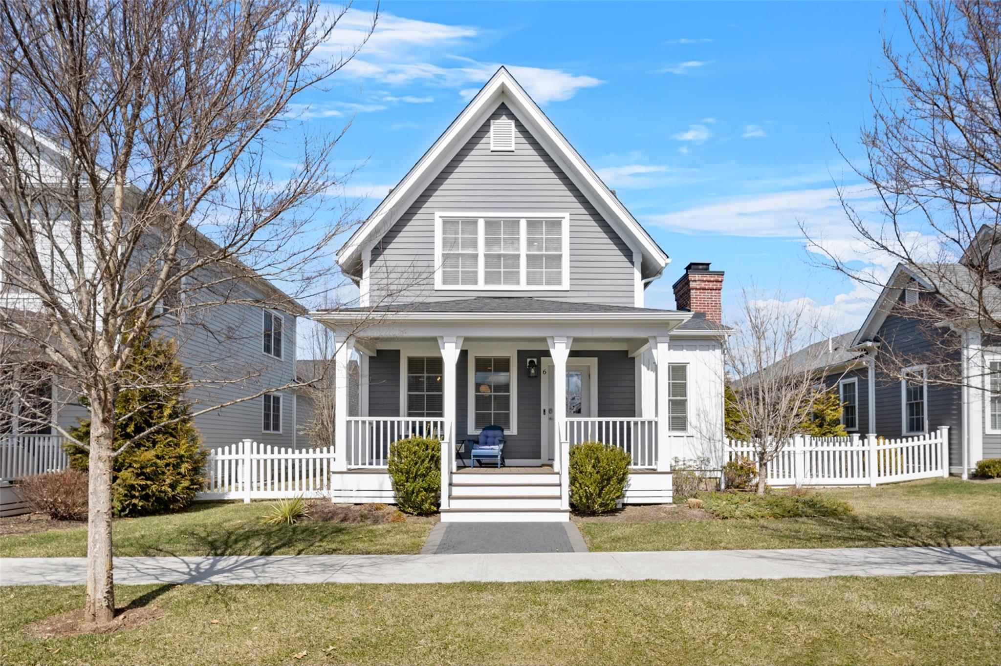 6 Livingston Street