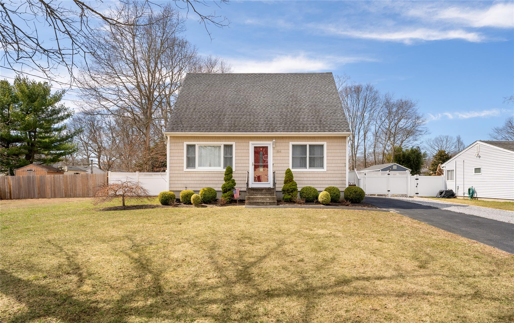 184 N Titmus Drive, Mastic, New York image 1