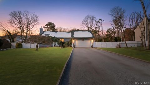 464 Grand Boulevard Brentwood NY 11717