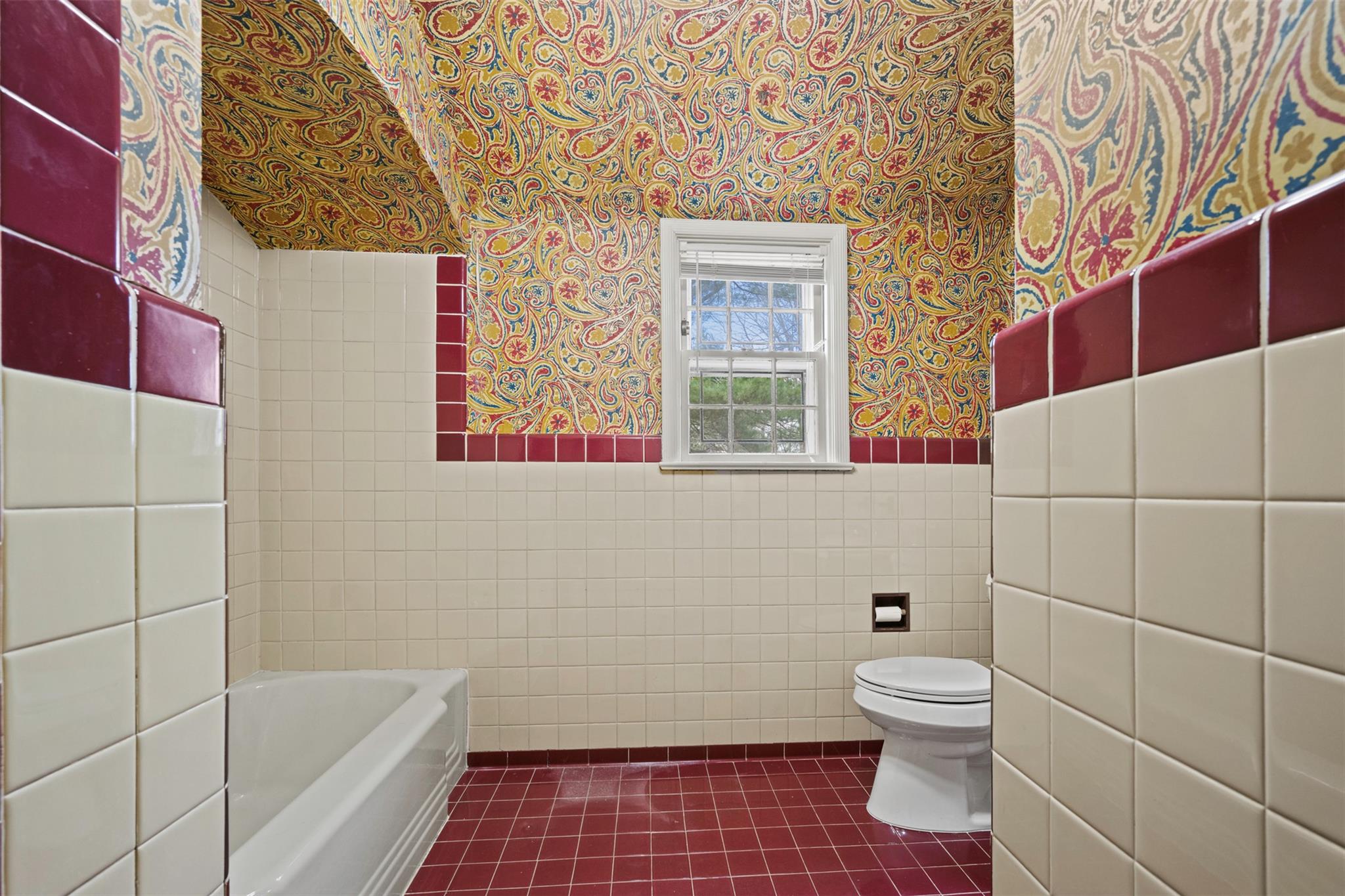 12 School House Lane, Great Neck, New York image 22