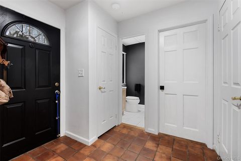 Homes For Sale - 195 Peach Lake Road<br/> Putnam County, Brewster, NY 10509