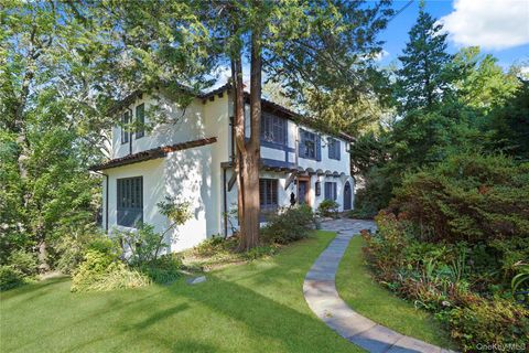 253 Cliff Avenue Pelham NY 10803