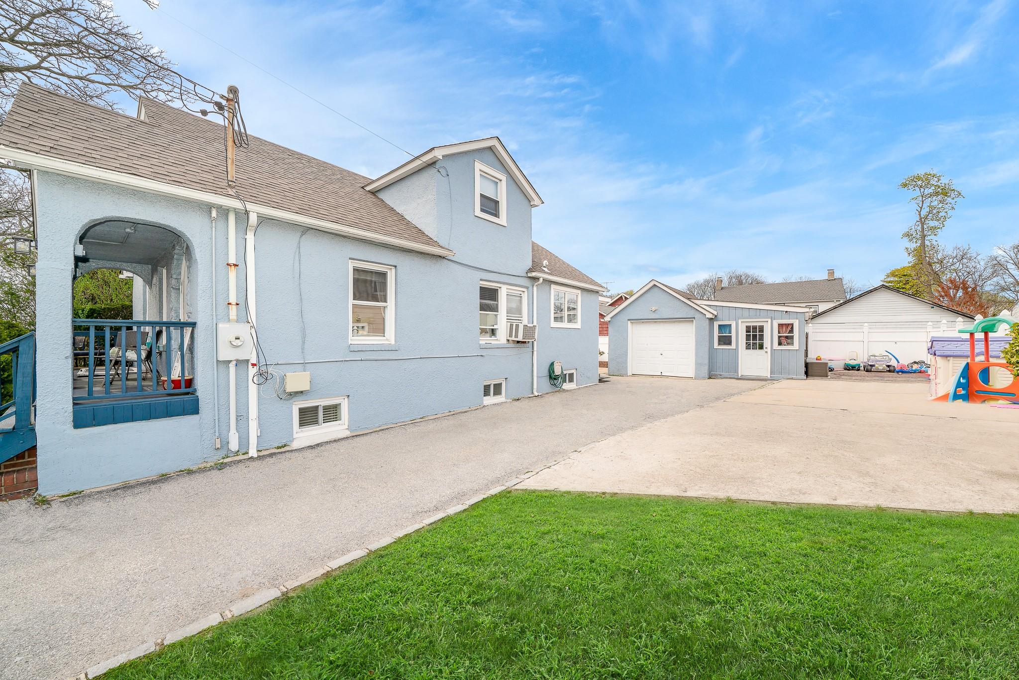 16 Atlantic Avenue, Freeport, New York image 16