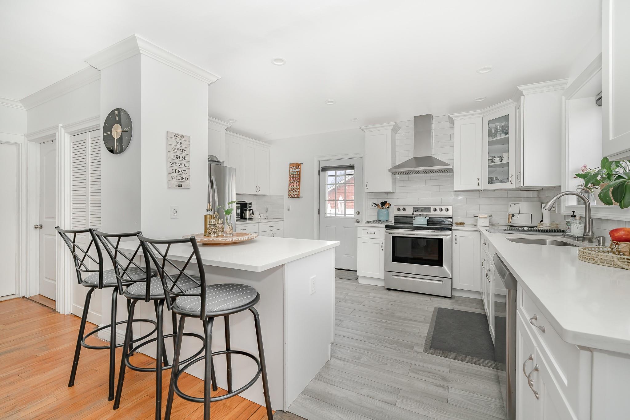 16 Atlantic Avenue, Freeport, New York image 5