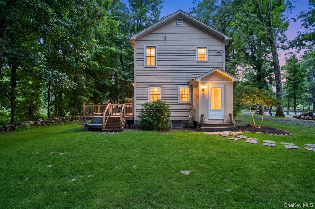 Photo of 168 Shawangunk Road, Middletown, NY 10940 (MLS # 1024368)
