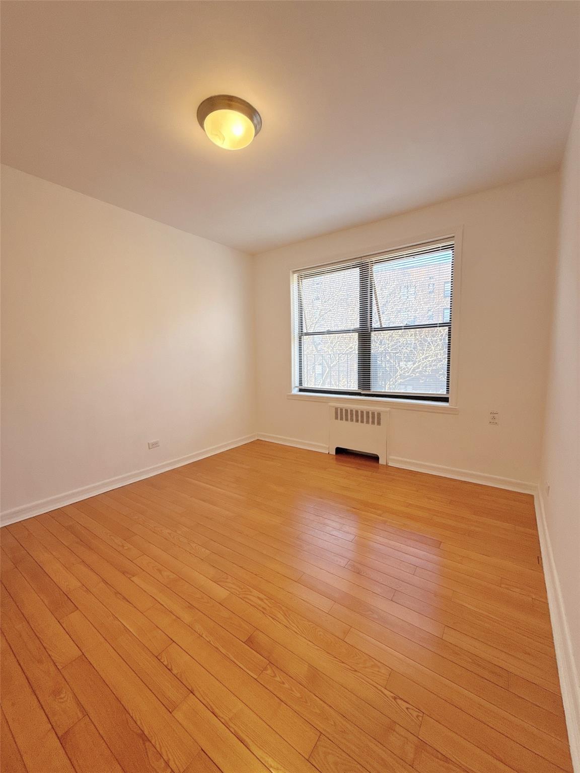44-05 Macnish Street #4D, Elmhurst, New York image 2